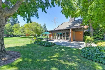 2200 Woodside Lane #4, Sacramento, CA 95825 - Photo 35