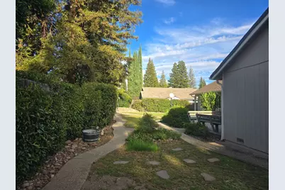117 Oak Canyon Way, Folsom, CA 95630 - Photo 5