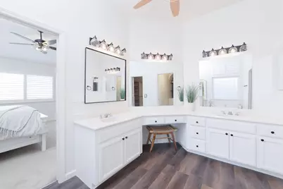 1324 Primavera Avenue, Manteca, CA 95336 - Photo 23