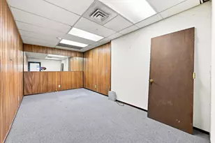 909 Fee Dr, Sacramento, CA 95815 - Photo 51