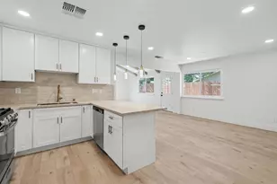 7000 Westchester Way, Citrus Heights, CA 95621 - Photo 9