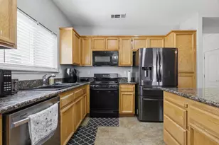 1877 Stabler Park Dr, Yuba City, CA 95993 - Photo 13