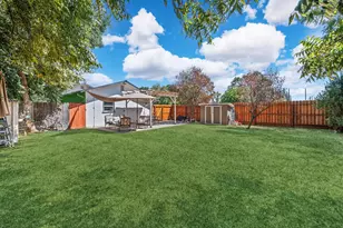 1402 W 22nd St, Merced, CA 95340 - Photo 11