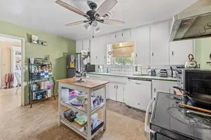 1402 W 22nd St, Merced, CA 95340 - Photo 19
