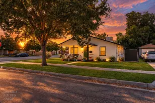 1402 W 22nd St, Merced, CA 95340 - Photo 1