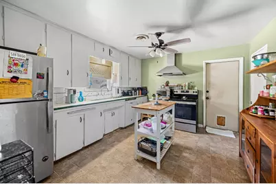 1402 W 22nd Street, Merced, CA 95340 - Photo 23