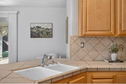 425 Arlingdale Circle, Rio Linda, CA 95673 - Photo 35