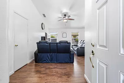 1830 Whispering Oaks Drive, Yuba City, CA 95991 - Photo 3