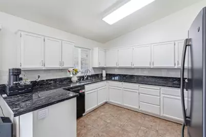 1830 Whispering Oaks Drive, Yuba City, CA 95991 - Photo 5