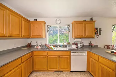 10520 Oak Springs Road, Penn Valley, CA 95946 - Photo 27