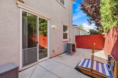 2875 Tourbrook Way, Sacramento, CA 95833 - Photo 33