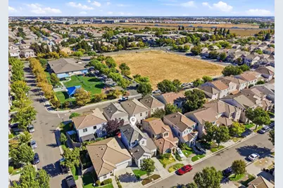 2875 Tourbrook Way, Sacramento, CA 95833 - Photo 49