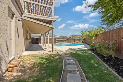 2104 Quebec Court, Modesto, CA 95356 - Photo 33