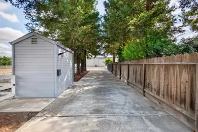 310 S Bern Avenue, Stockton, CA 95215 - Photo 57
