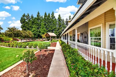 310 S Bern Avenue, Stockton, CA 95215 - Photo 9