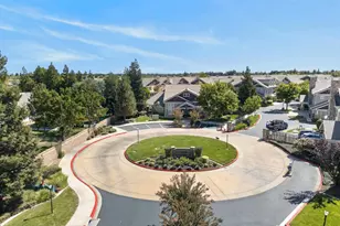 2887 Brighton Beach Way, Elk Grove, CA 95758 - Photo 31