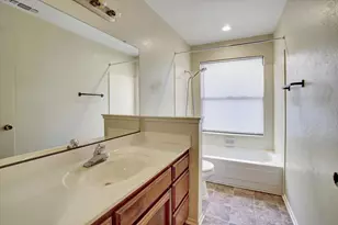 8309 Crossoak Way, Orangevale, CA 95662 - Photo 15