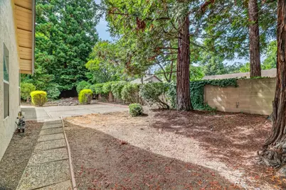 11445 Secrettown Court, Gold River, CA 95670 - Photo 51