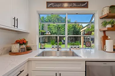 8208 Alba Court, Citrus Heights, CA 95610 - Photo 17