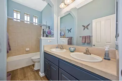 11880 Gidaro Drive, Elk Grove, CA 95624 - Photo 53