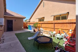 530 Castlerock Ct, Los Banos, CA 93635 - Photo 15