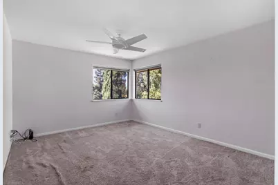 9201 Laguna Lake Way, Elk Grove, CA 95758 - Photo 51