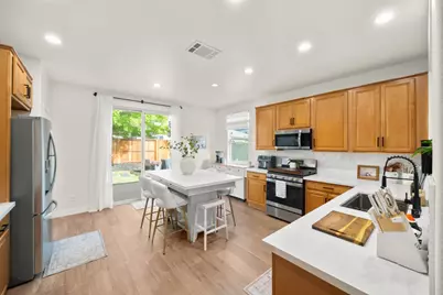 113 Marland Court, Lincoln, CA 95648 - Photo 3