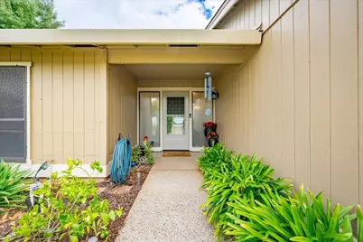 1462 Love Way, Auburn, CA 95603 - Photo 5