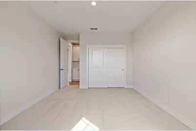 727 E Chelsea Street, Lodi, CA 95242 - Photo 13