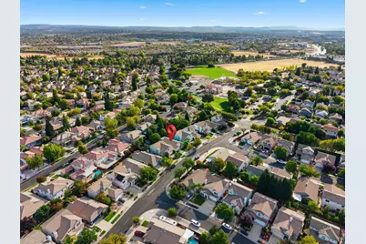 240 Bettencourt Drive, Roseville, CA 95678 - Photo 35
