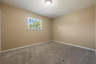 2905 Debbie Lane, Modesto, CA 95350 - Photo 19