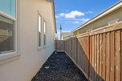 3424 Old Tavern Drive, Folsom, CA 95630 - Photo 39