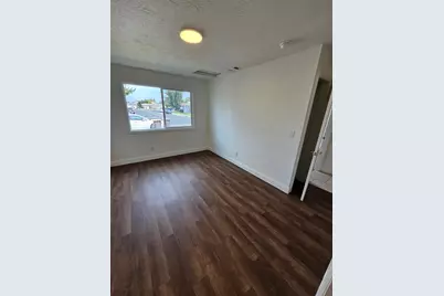 9525 Kelley Drive, Stockton, CA 95209 - Photo 17