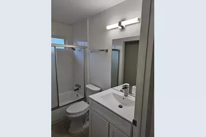 9525 Kelley Drive, Stockton, CA 95209 - Photo 25