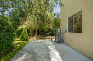 13715 Bloom Way, Lathrop, CA 95330 - Photo 11