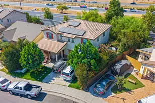 13715 Bloom Way, Lathrop, CA 95330 - Photo 19