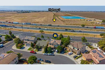 13715 Bloom Way, Lathrop, CA 95330 - Photo 23