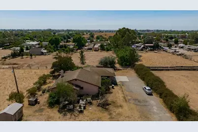 7810 Elsie Avenue, Sacramento, CA 95828 - Photo 13