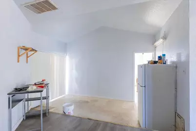 7810 Elsie Avenue, Sacramento, CA 95828 - Photo 59