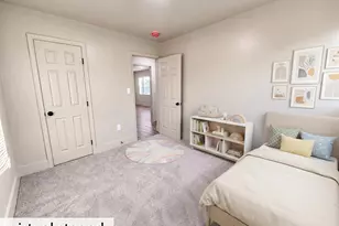130 N Grape St, Visalia, CA 93291 - Photo 17