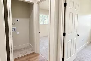 130 N Grape St, Visalia, CA 93291 - Photo 11