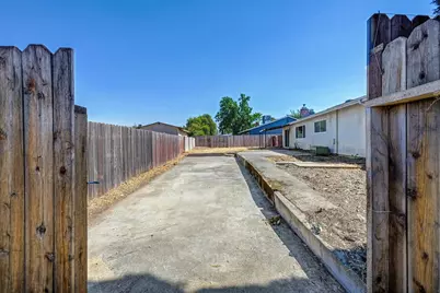 4801 Willowbrook Drive, Sacramento, CA 95842 - Photo 53