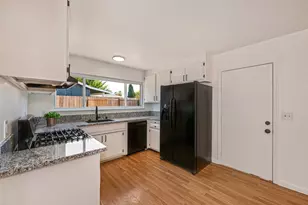 4801 Willowbrook Dr, Sacramento, CA 95842 - Photo 9