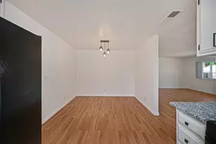 4801 Willowbrook Dr, Sacramento, CA 95842 - Photo 17