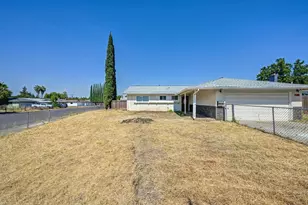 4801 Willowbrook Dr, Sacramento, CA 95842 - Photo 5
