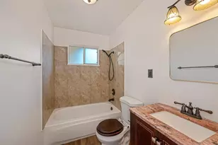 4801 Willowbrook Dr, Sacramento, CA 95842 - Photo 29