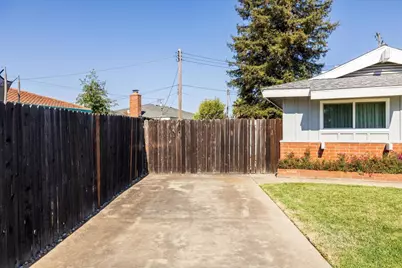 10807 Berwick Way, Rancho Cordova, CA 95670 - Photo 5