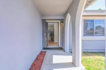 8347 Lancraft Drive, Sacramento, CA 95823 - Photo 5