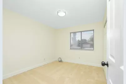 8347 Lancraft Drive, Sacramento, CA 95823 - Photo 27