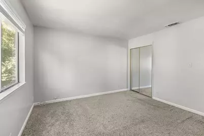 8208 Center Parkway #18, Sacramento, CA 95823 - Photo 23